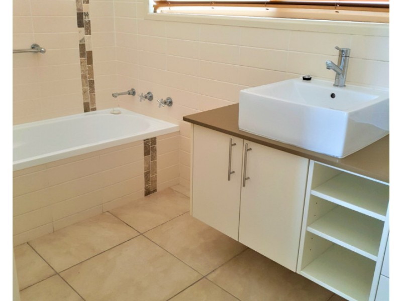 37 Juba Street, Riverhills QLD 4074