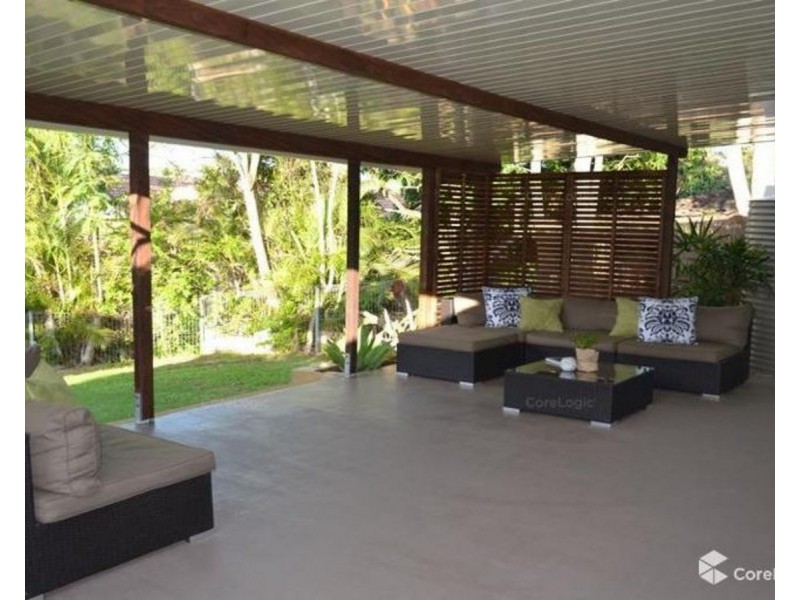 4 Sirocco Street, Jamboree Heights QLD 4074