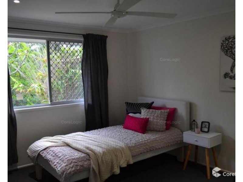 4 Sirocco Street, Jamboree Heights QLD 4074