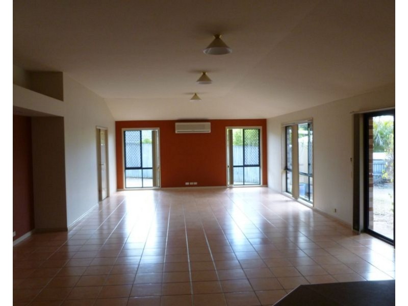 56 Angus Street, Sinnamon Park QLD 4073