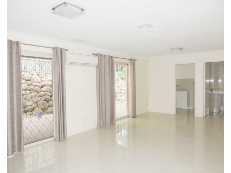 6 Cherry Close, Sinnamon Park QLD 4073