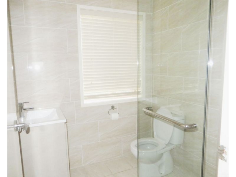 6 Cherry Close, Sinnamon Park QLD 4073