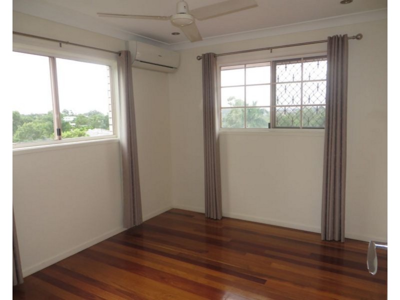 6 Cherry Close, Sinnamon Park QLD 4073