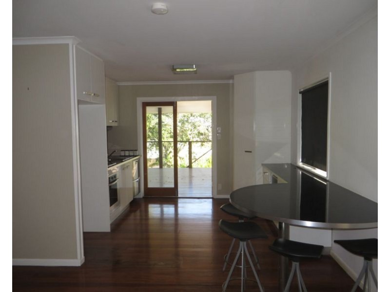 224 Seventeen Mile Rocks Road, Oxley QLD 4075