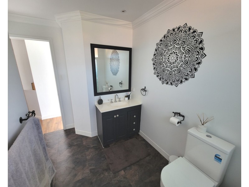 8/105 Oldfield Road, Sinnamon Park QLD 4073