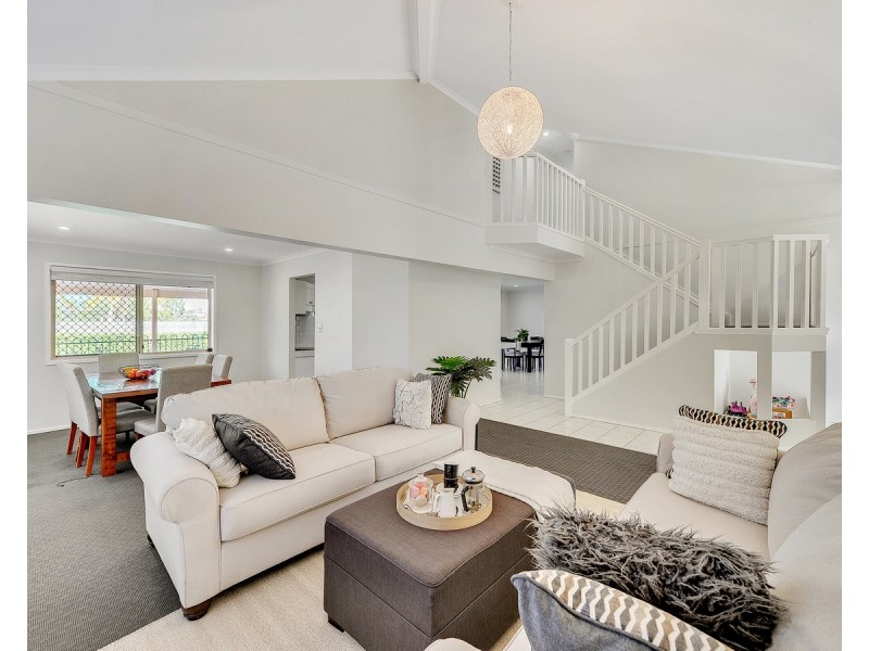 35 Kosciusko Street, Middle Park QLD 4074