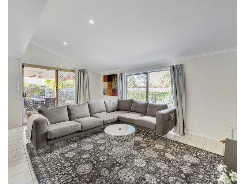 35 Kosciusko Street, Middle Park QLD 4074
