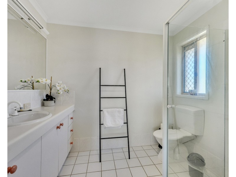 35 Kosciusko Street, Middle Park QLD 4074