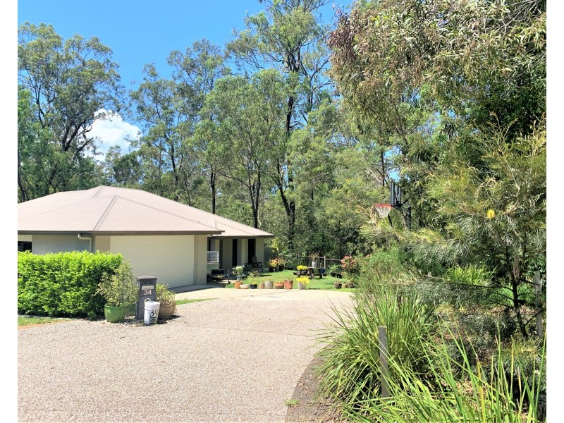 34 Berkeley Circuit, Bellbird Park QLD 4300