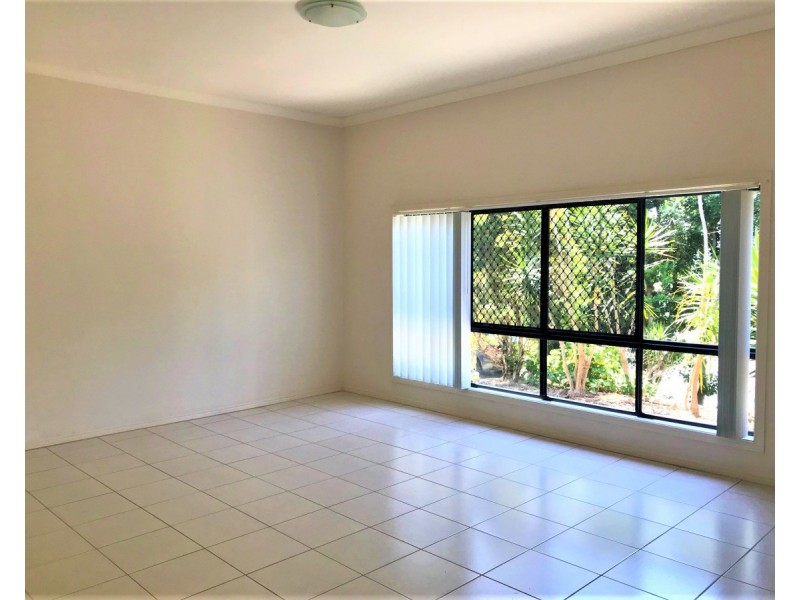 16 Jason Street, Sinnamon Park QLD 4073