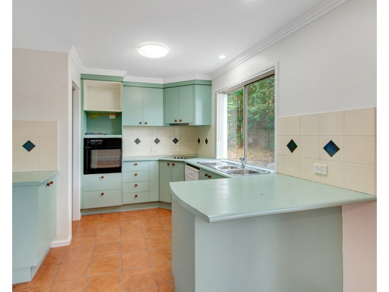 18 Bartok Place, Mount Ommaney QLD 4074