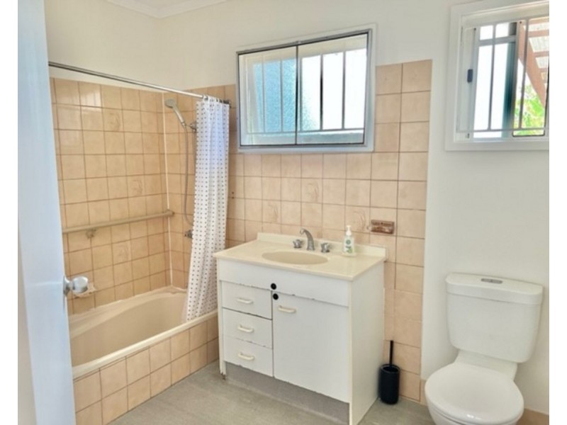 11 Burrendah Road, Jindalee QLD 4074