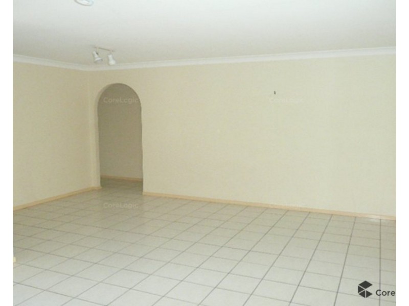 19 Takora Street, Middle Park QLD 4074