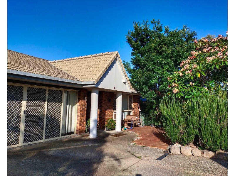 105 Sumners Road, Jamboree Heights QLD 4074