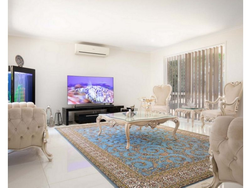48 Leopard Tree Crescent, Sinnamon Park QLD 4073