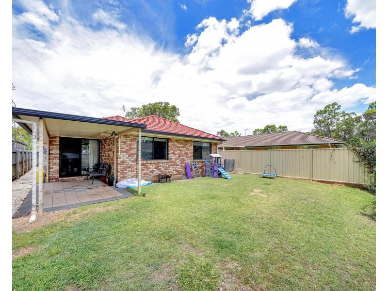 15 Harrison Crescent, Forest Lake QLD 4078