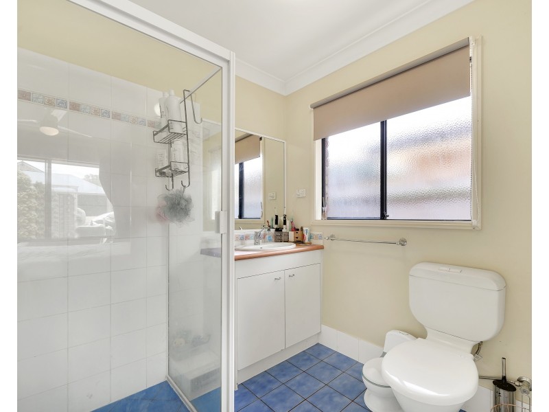 15 Harrison Crescent, Forest Lake QLD 4078