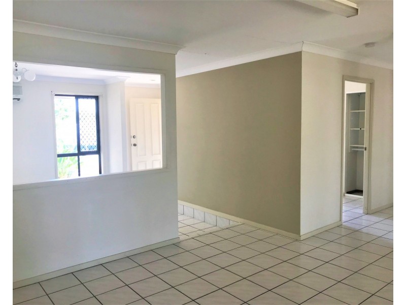 30 Riverhills Road, Middle Park QLD 4074