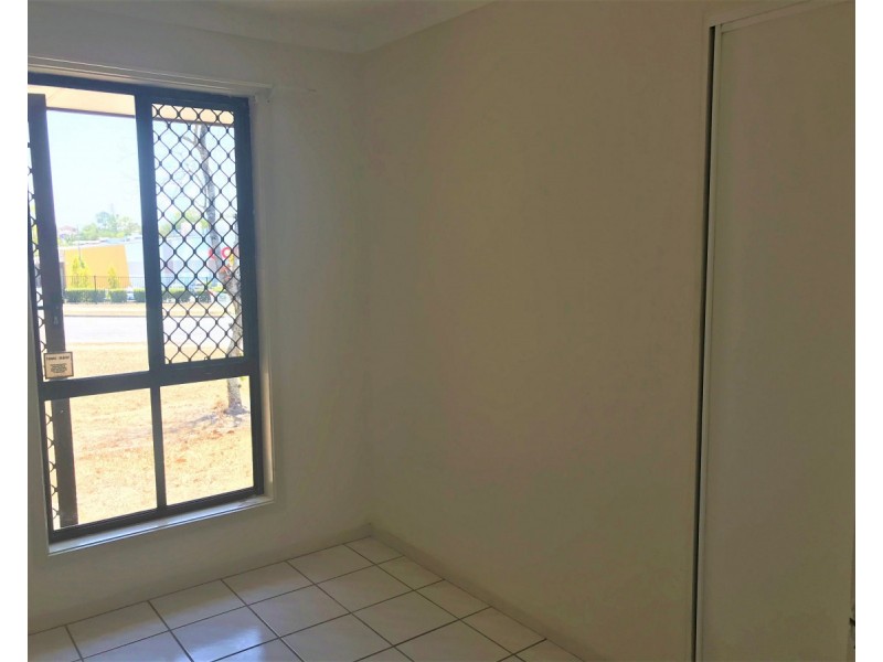 30 Riverhills Road, Middle Park QLD 4074