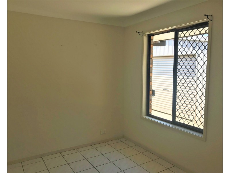 30 Riverhills Road, Middle Park QLD 4074