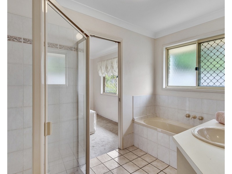 18 Killarney Street, Forest Lake QLD 4078