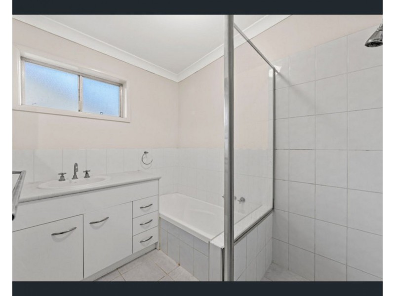 38 Kangaloon Street, Jindalee QLD 4074