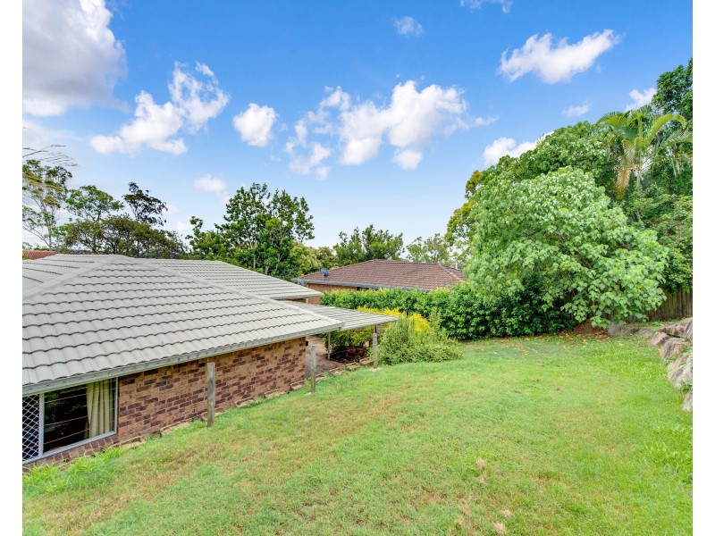 13 Spinnaker Street, Jamboree Heights QLD 4074