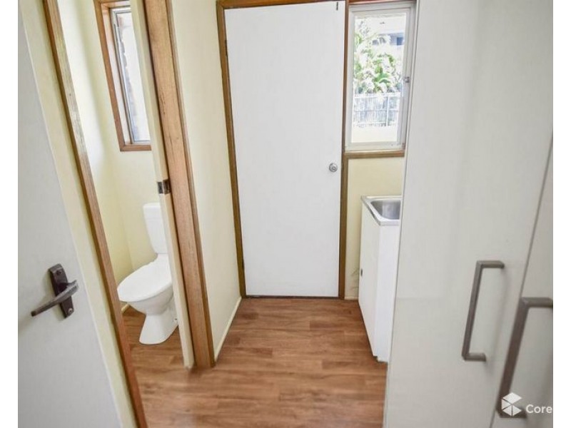 16 Ebrill Street, Jamboree Heights QLD 4074