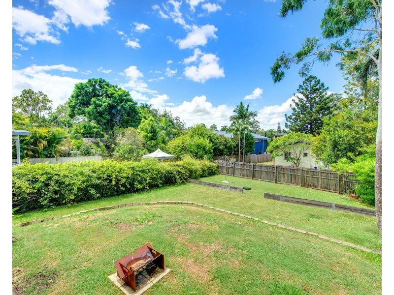 11 Mankinna Street, Jindalee QLD 4074