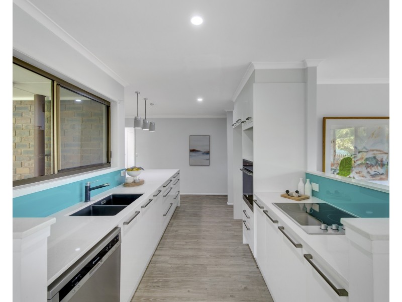 4 Aegean Close, Jamboree Heights QLD 4074