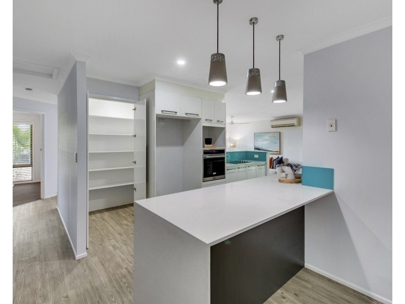 4 Aegean Close, Jamboree Heights QLD 4074