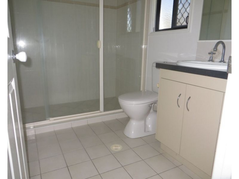 6 McNally Close, Seventeen Mile Rocks QLD 4073