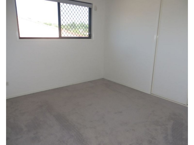 6 McNally Close, Seventeen Mile Rocks QLD 4073