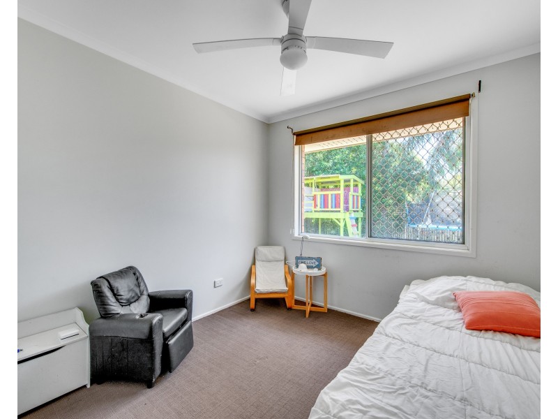 17 Delapine Place, Seventeen Mile Rocks QLD 4073