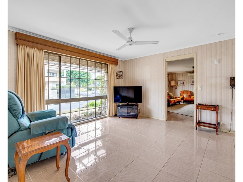 2 Lovell Court, Sinnamon Park QLD 4073