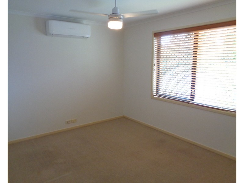 10 Columbus Place, Forest Lake QLD 4078