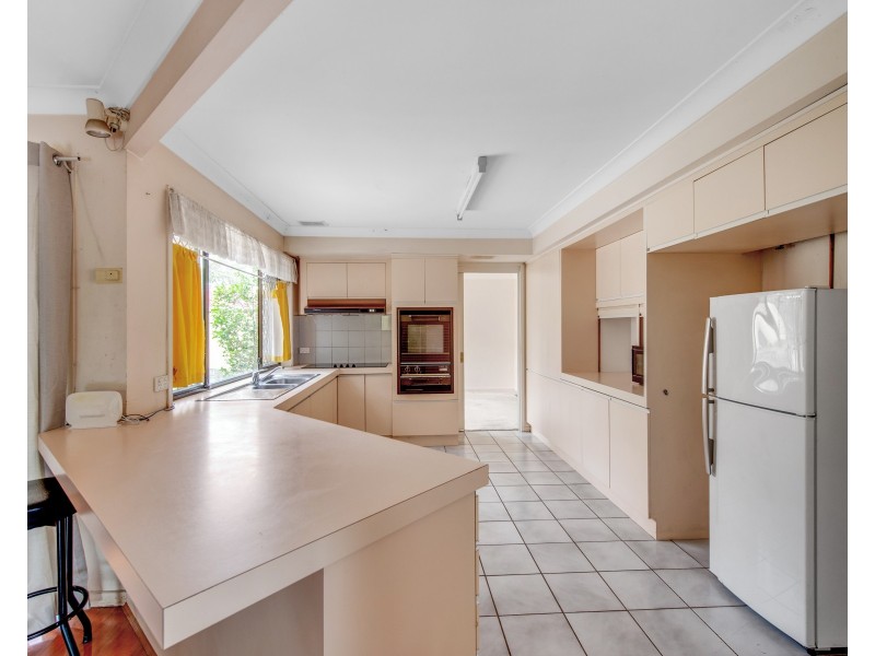 1 Copping Court, Sinnamon Park QLD 4073