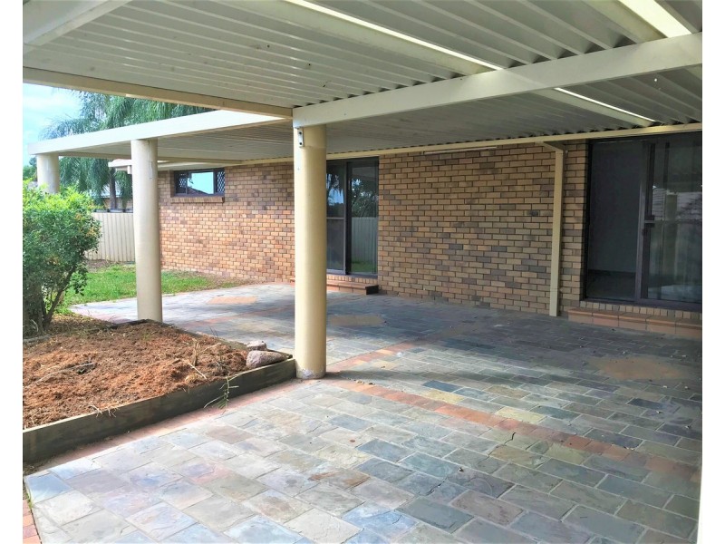 96 Glen Ross Road, Sinnamon Park QLD 4073