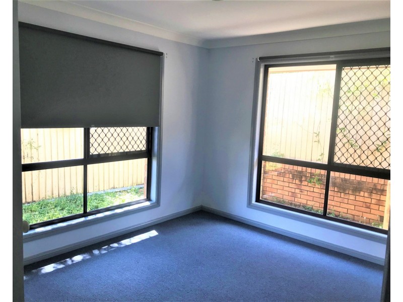 96 Glen Ross Road, Sinnamon Park QLD 4073