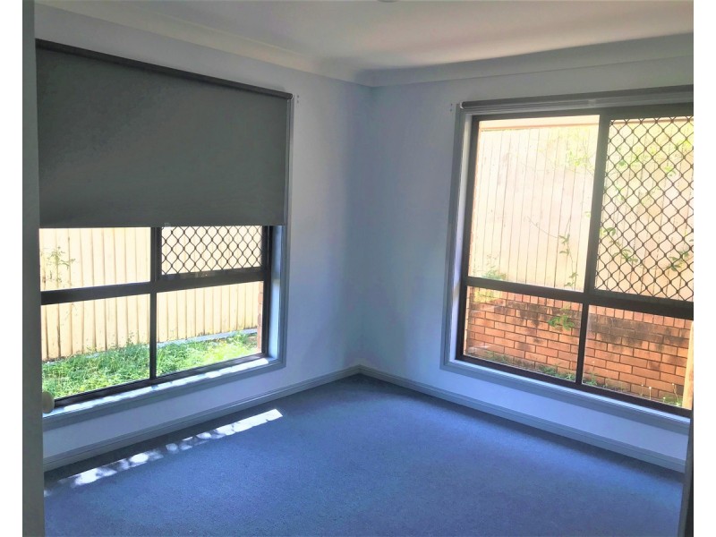 96 Glen Ross Road, Sinnamon Park QLD 4073