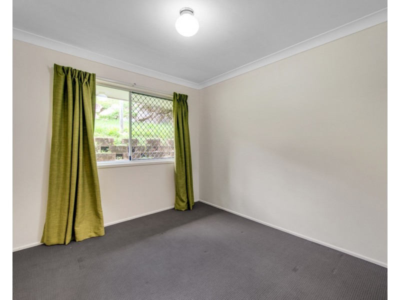 13 Spinnaker Street, Jamboree Heights QLD 4074