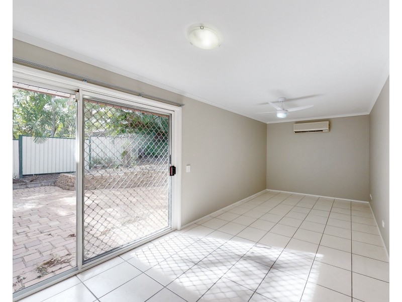 4 Loddon Street, Riverhills QLD 4074