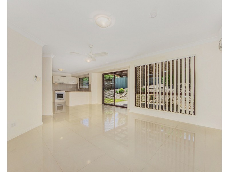 15 Sandalwood Street, Sinnamon Park QLD 4073