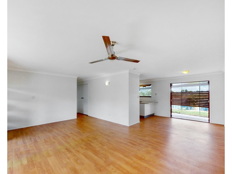 4 Balaton Street, Riverhills QLD 4074