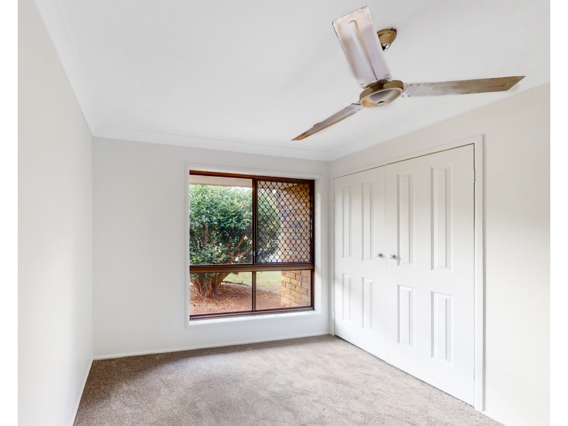 4 Balaton Street, Riverhills QLD 4074