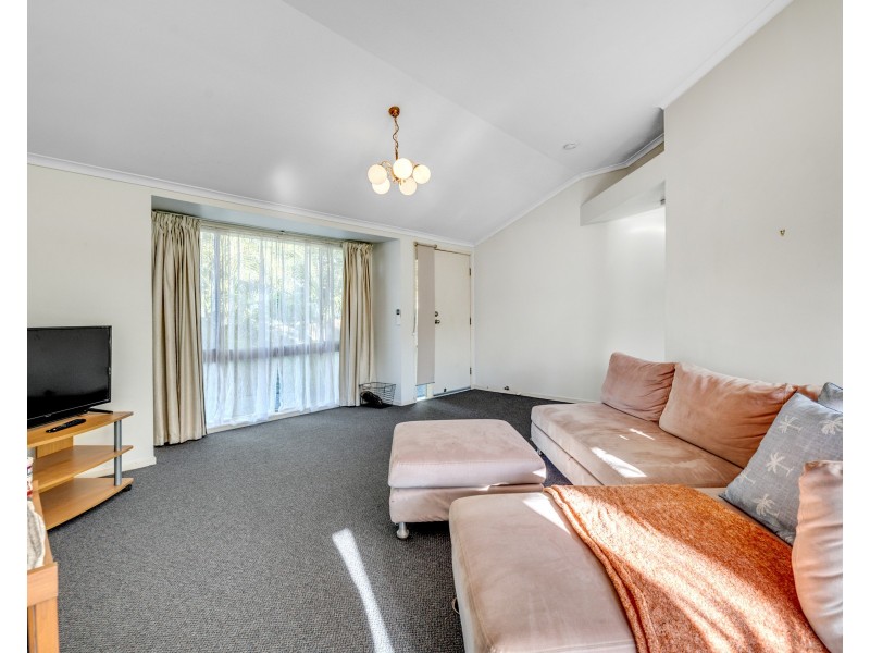 40 Radcliffe Street, Sinnamon Park QLD 4073