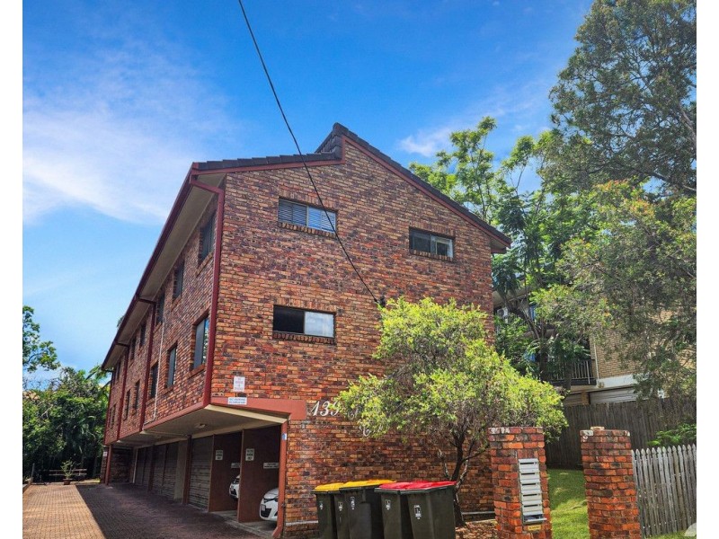 4/139 Central Avenue, Indooroopilly QLD 4068