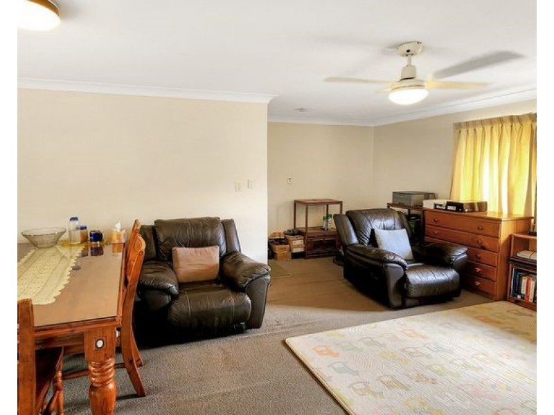 4/139 Central Avenue, Indooroopilly QLD 4068