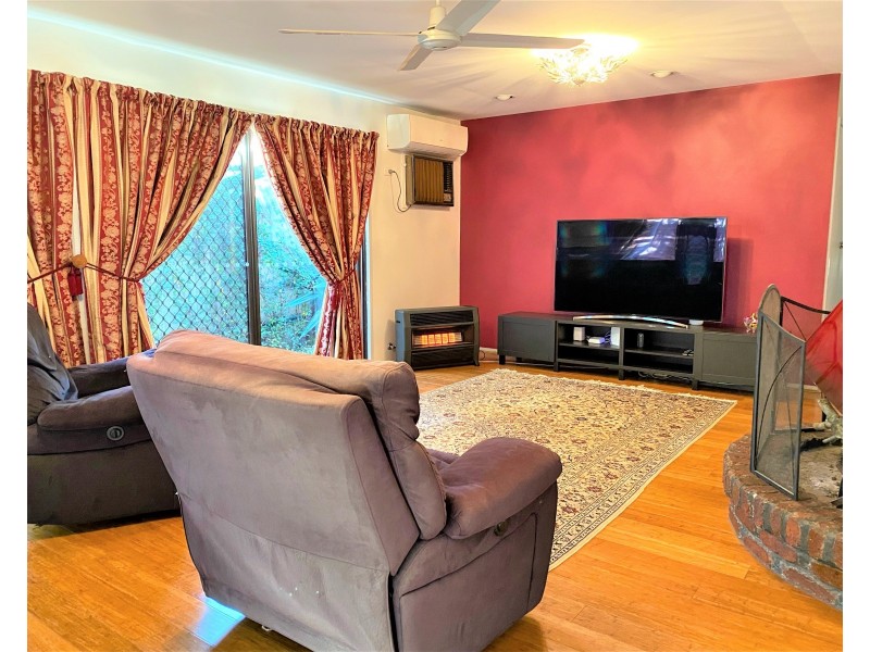 5 Boolka Close, Riverhills QLD 4074