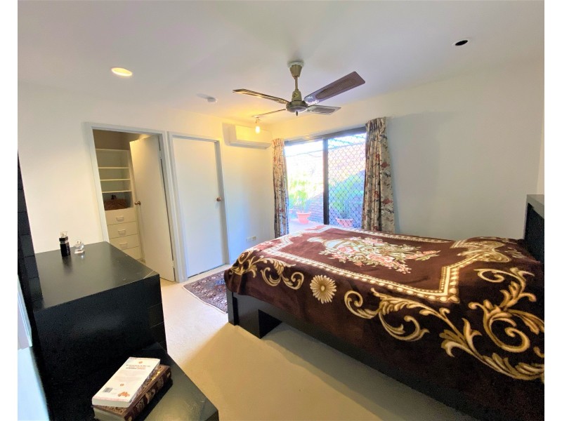 5 Boolka Close, Riverhills QLD 4074